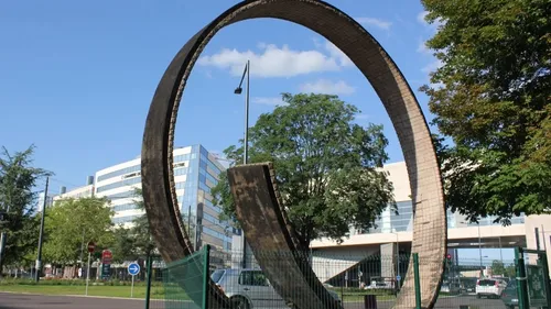 L’œuvre « Copeau de trottoir » à Dijon bientôt détruite